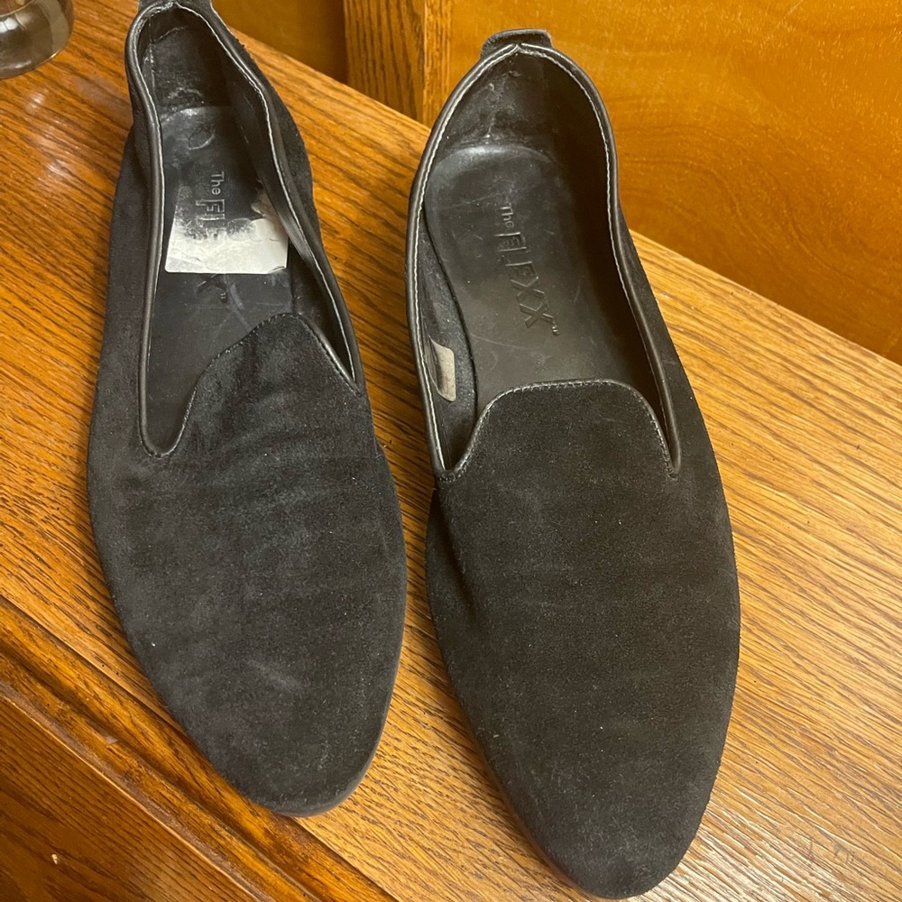 The flexx made in Moldova black suede loafer